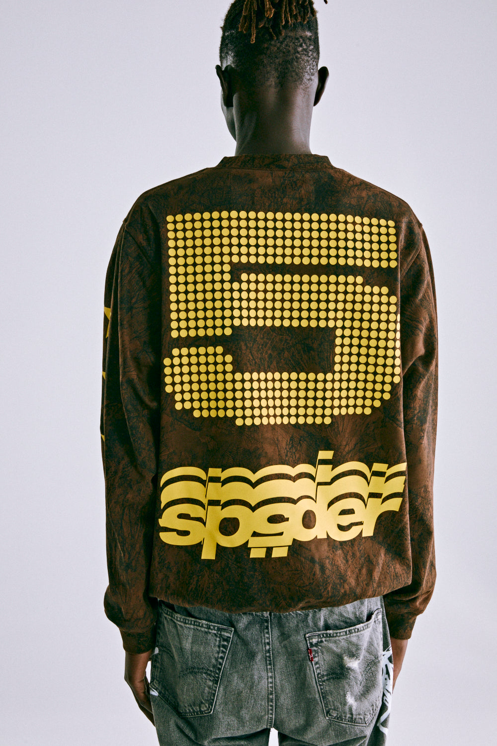 5 CREWNECK SWEATSHIRT